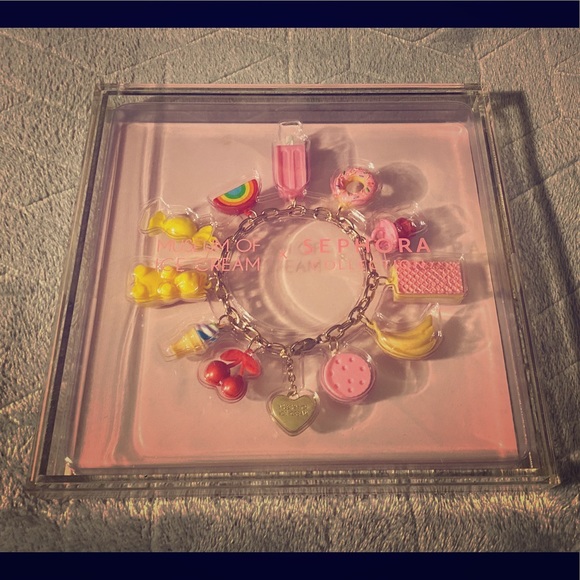 ✨New✨ Sephora Makeup Charm Bracelet - Picture 1 of 8